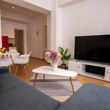 Lovely Apartment In The Heart Of Thessaloniki Center Luaran gambar