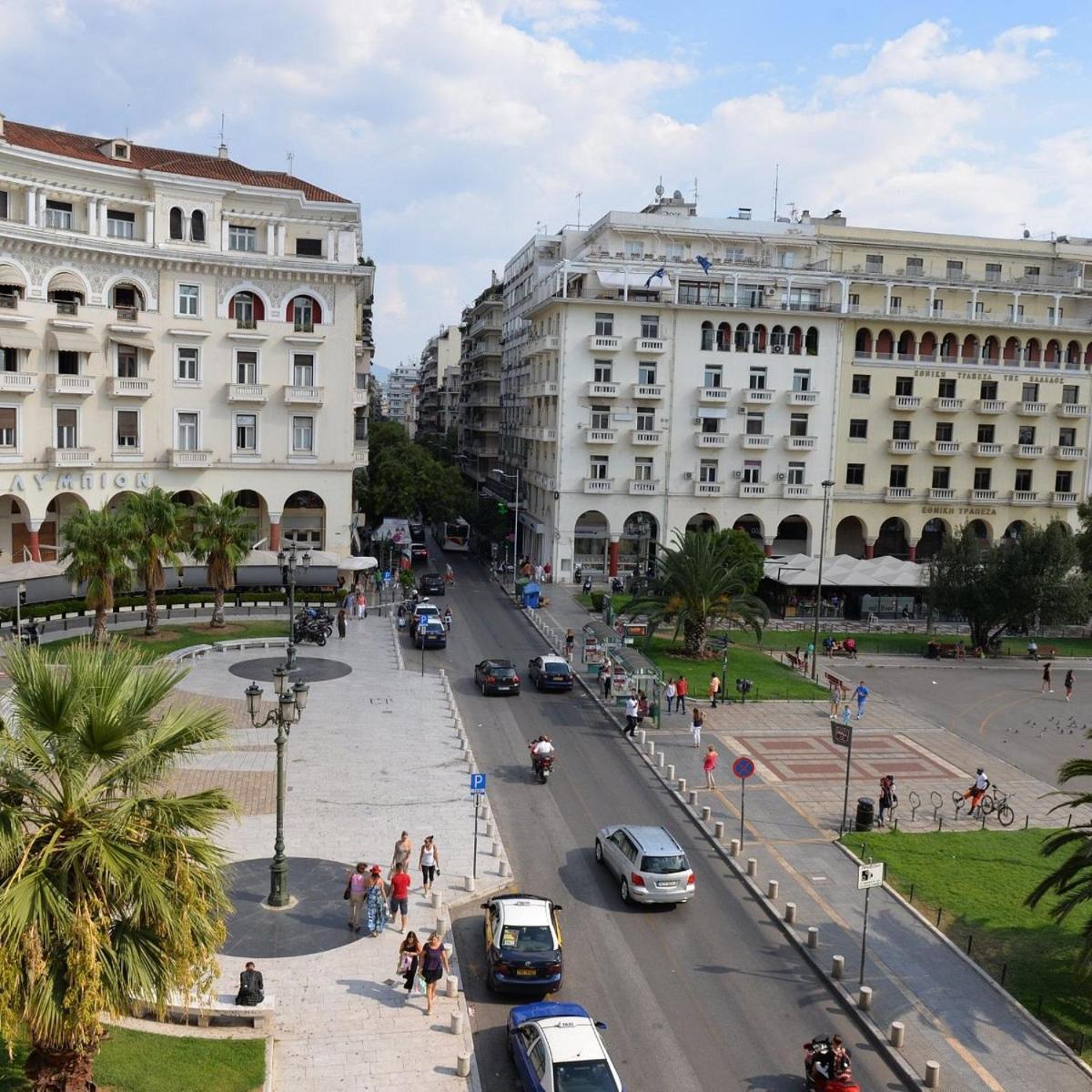 Lovely Apartment In The Heart Of Thessaloniki Center Luaran gambar